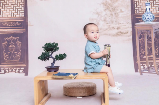 伊犁哈萨克宝宝发烧过后拉肚子
