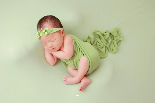 伊犁哈萨克如何给宝宝晒太阳